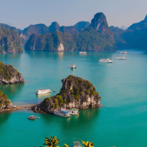 Hanoi to Halong Bay private car- Hanoi Locals