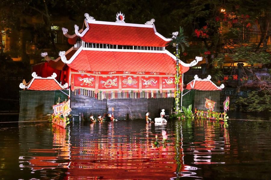 Thang Long Water Puppet show