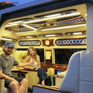 Luxury car Hanoi to Ha Giang by limousine - Hanoi Locals