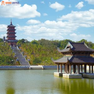 Trang An Ninh Binh Vietnam - Hanoi Locals