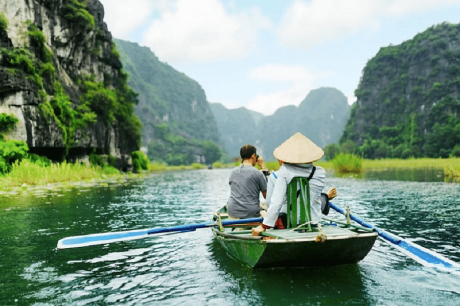 Tam Coc - Bich Dong In Ninh Binh - Hanoi Locals