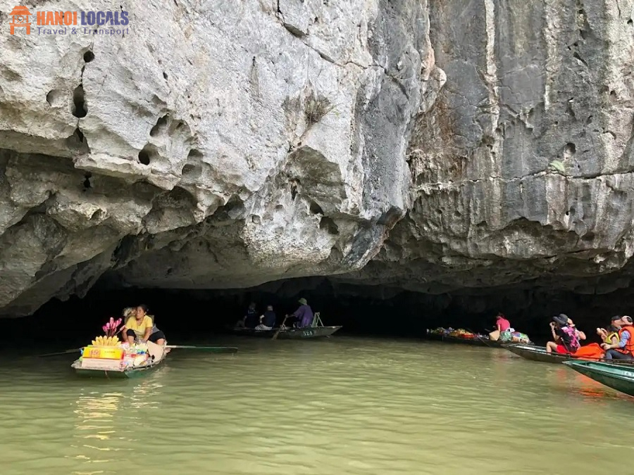 Tam Coc - Bich Dong In Ninh Binh - Hanoi Locals