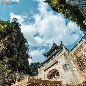 Hoa Lu Ancient Capital - Hanoi Locals Travel
