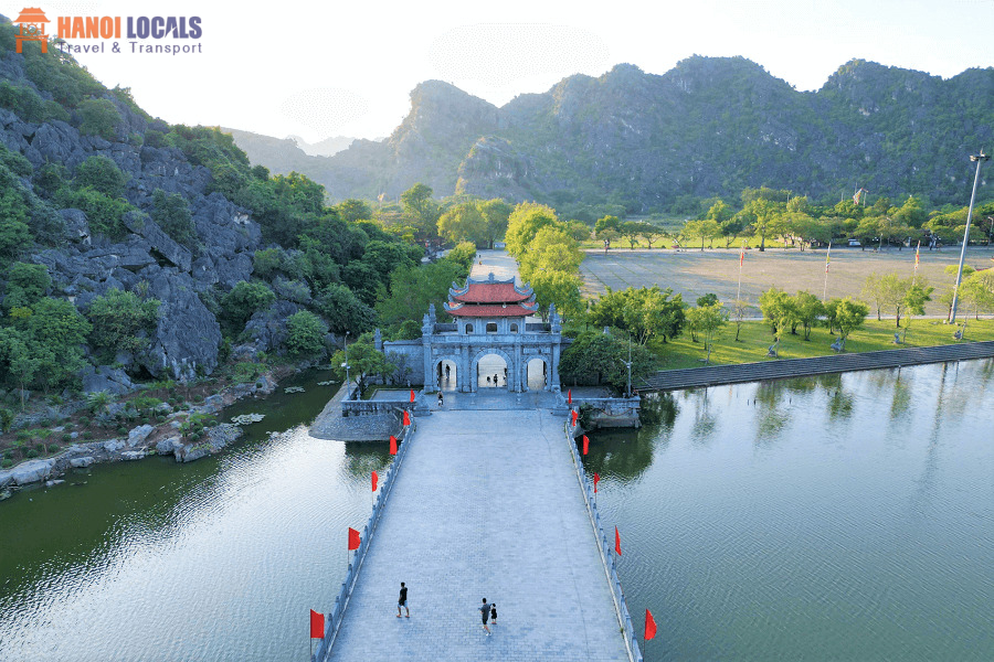 Hoa Lu Ancient Capital Ninh Binh - Hanoi Locals Travel