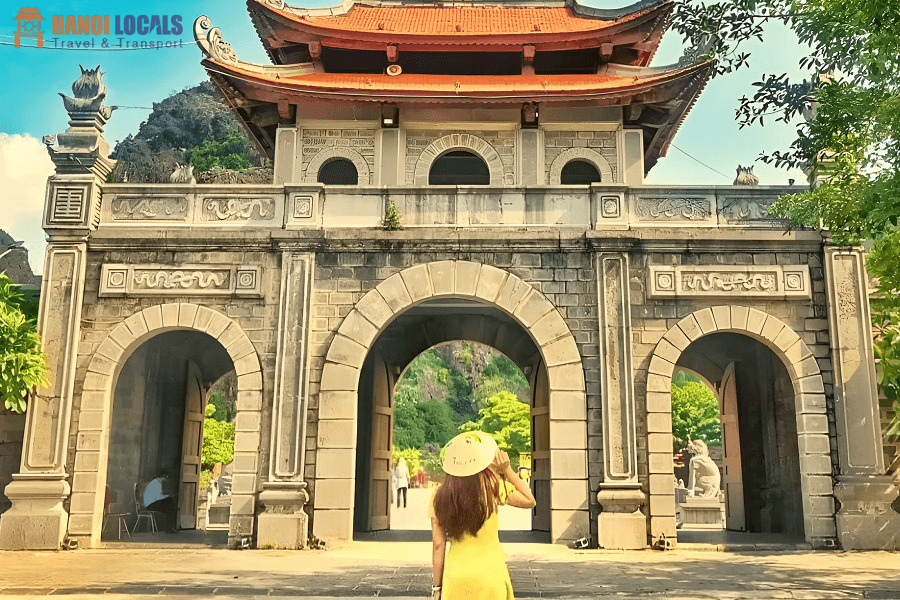 Hoa Lu Ancient Capital Ninh Binh - Hanoi Locals Travel