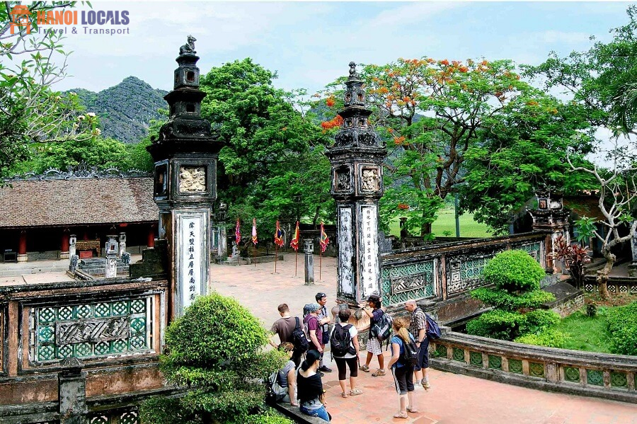 Hoa Lu Ninh Binh Ancient Capital - Hanoi Locals Travel