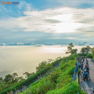 Cloud hunting in Ba Vi - Hanoi Locals Travel