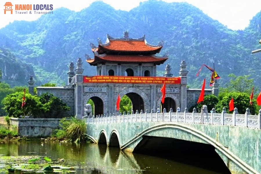 Trang An Hoa Lu Ancient Capital - Hanoi Locals Travel