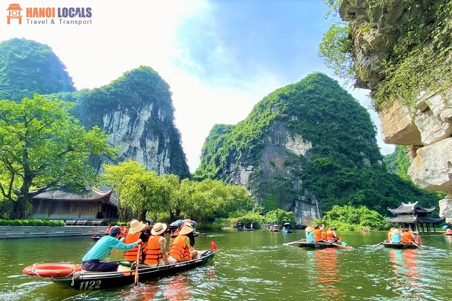 Trang An Vietnam - Hanoi Locals Travel