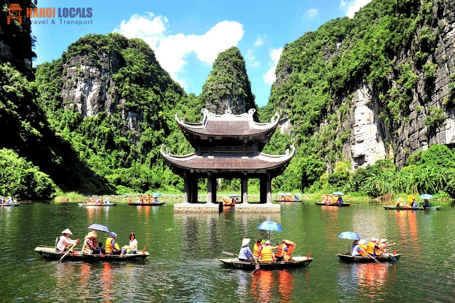 Trang An Scenic Landscape Complex - Hanoi Locals Travel