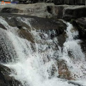 HOI AN TO HUE BY JEEP VIA HAI VAN PASS HANOI LOCALS