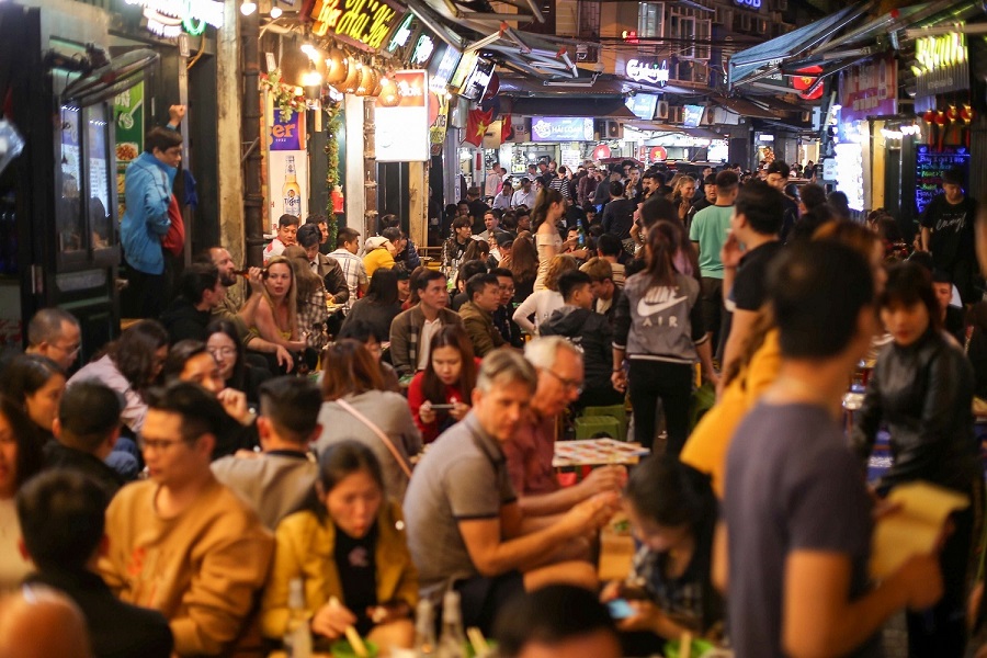 Ta Hien Beer Corner Hanoi