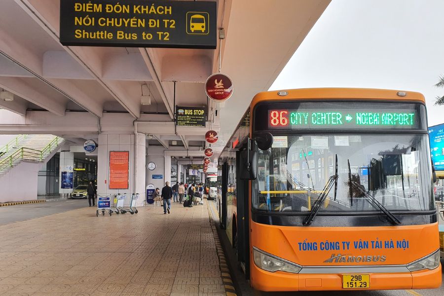Bus Noi Bai Airport to city